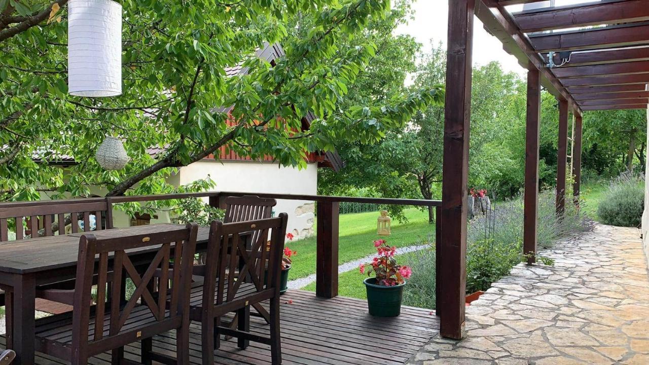 Holiday Home Luka 10 Kalnik Exterior foto