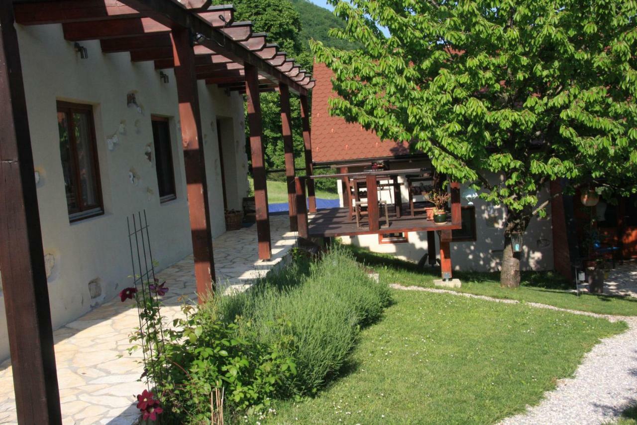 Holiday Home Luka 10 Kalnik Exterior foto