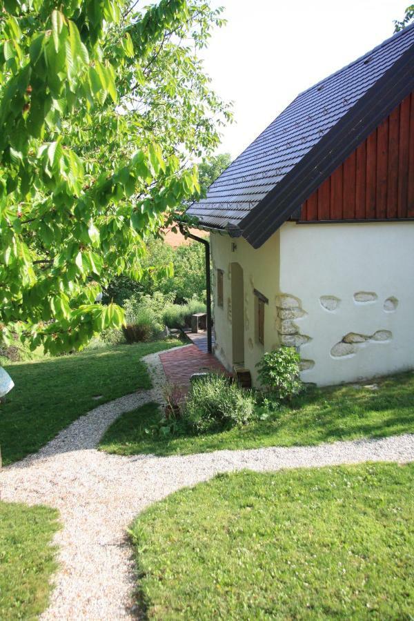 Holiday Home Luka 10 Kalnik Exterior foto
